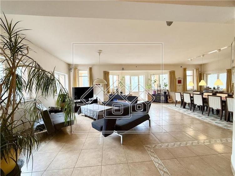 Casa de vanzare in Sibiu, individuala - 418 mp - teren 1.338 mp - 6