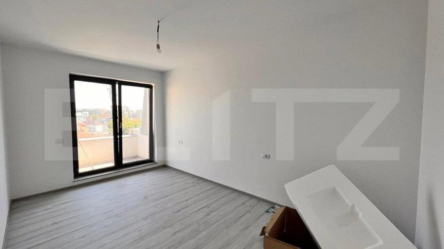 Apartament de 2 camere, 60 mp, cu loc de parcare, zona centrala, km 0 - 9