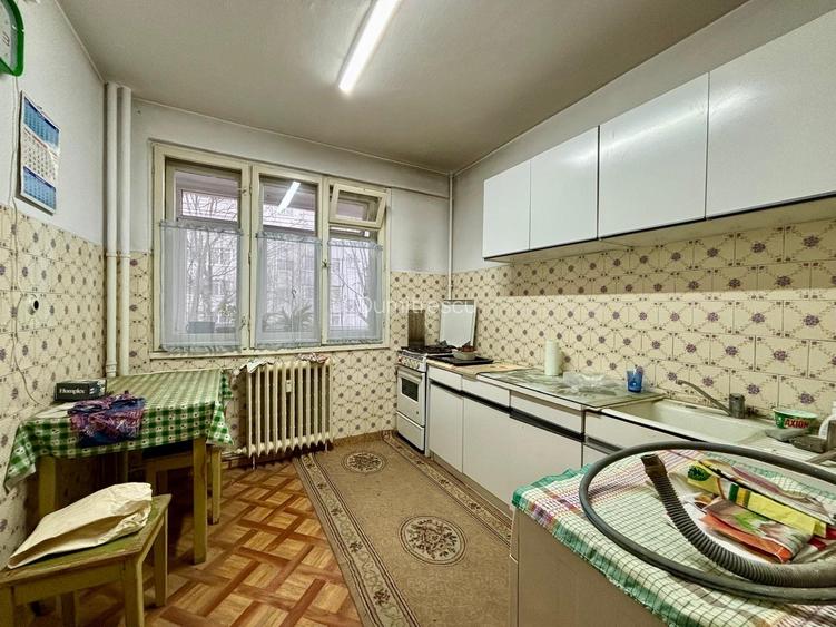 Dristor 2 Camere Etaj 3 65 Mp Bloc 1976 Reabilitat 15 Min Metrou Dristor