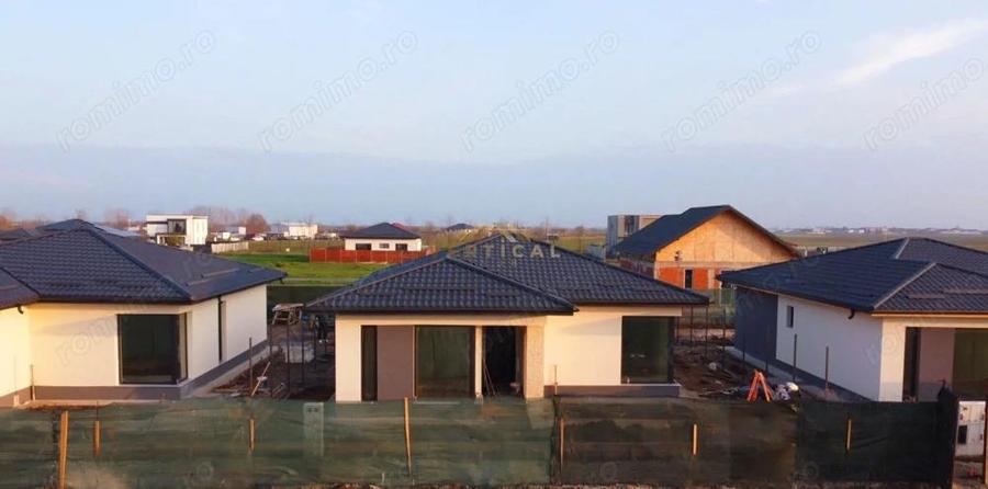 Casa 3 camere in comuna Berceni - 1