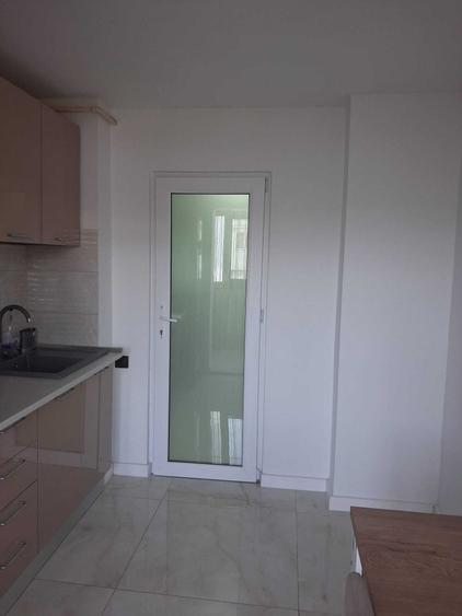 Inchiriez apartament 2 camere - 5