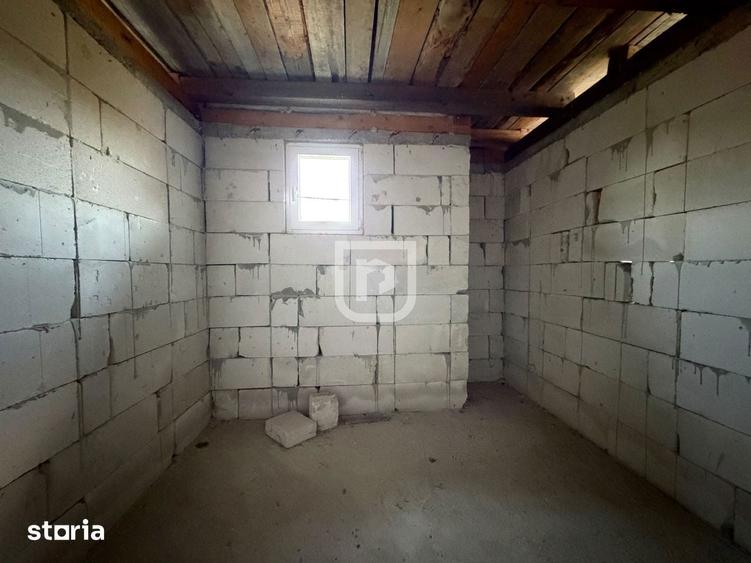 Casa 320 mp utili + 1143 mp teren, la ro?u, Gura Humorului - 7