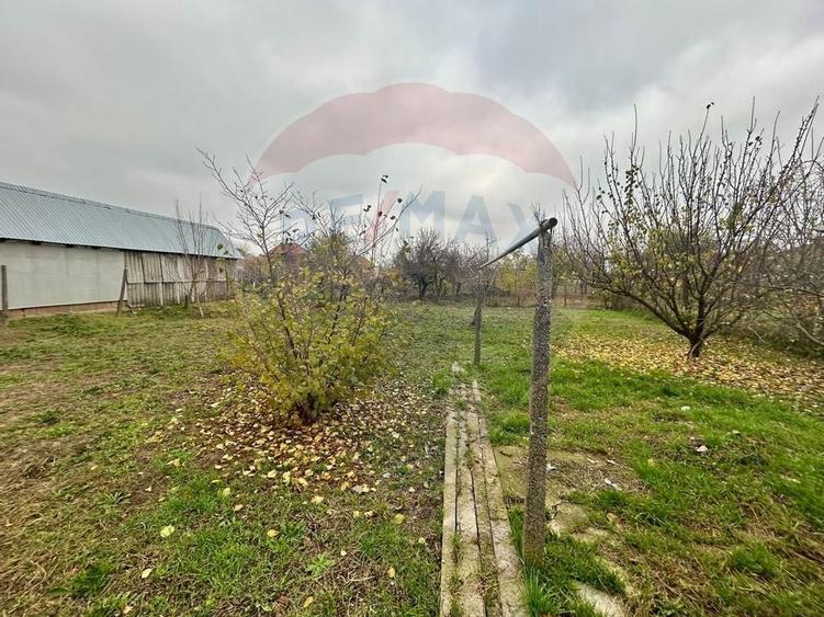 Casa de vanzare cu teren 680mp in Salonta - 10