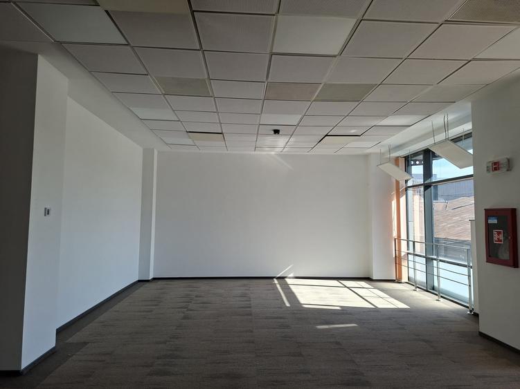 Birou 35 mp în clădire BREEAM Excellent, zonă centrală - 1