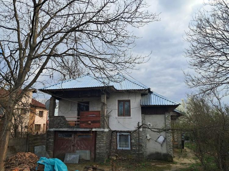 Casa de vanzare Arcani, Gorj la strada principala - 5