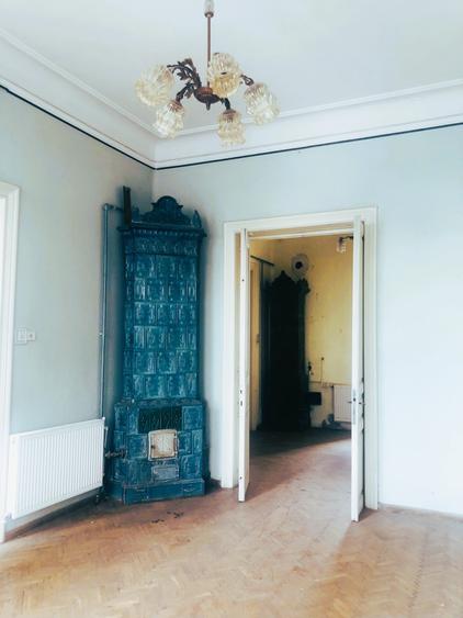 Casă de vânzare Piața Romană – cu spații comerciale și proiect de modernizare - 1