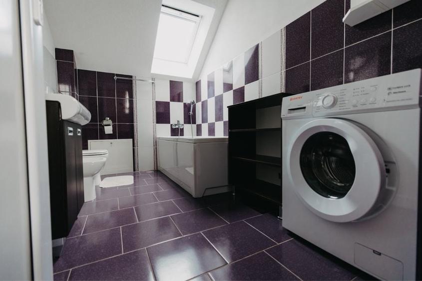 Apartament cu 2 camere decomandat în Exterior Vest