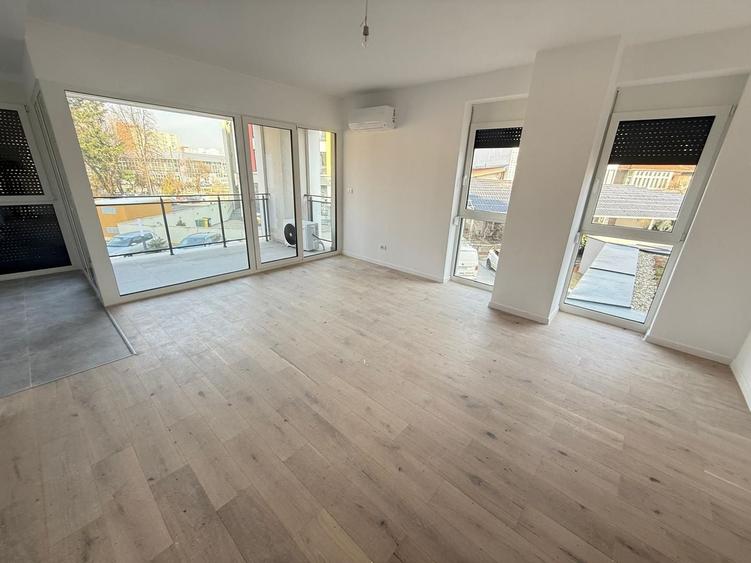 Spatiu birou | Circumvalatiunii - Nord One | Loc de Parcare Inclus - 1