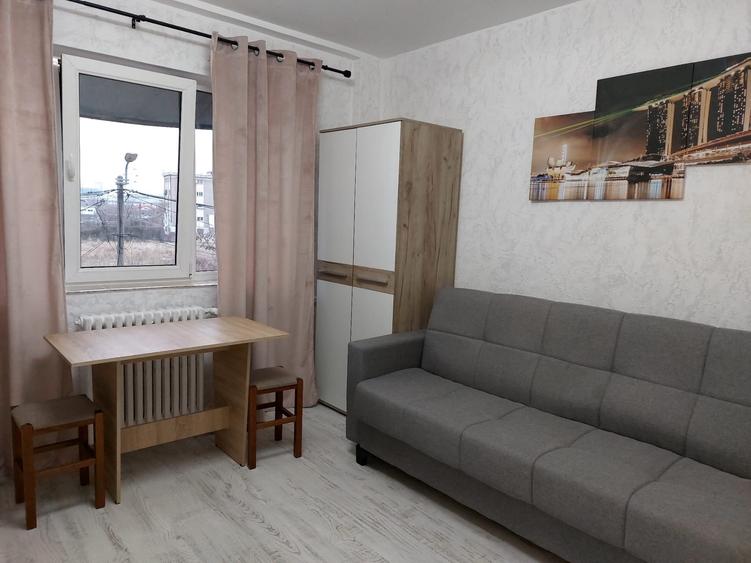 Cameră de cămin cu baie proprie,etaj 2,zona Mihail Sturdza,etaj 2,cu chiriaș - 4