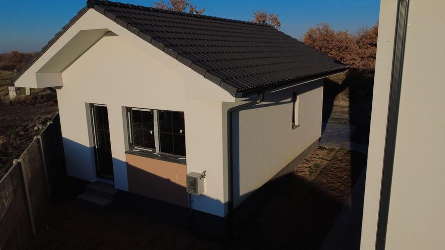 Casa individuala + garaj/apartament - 5