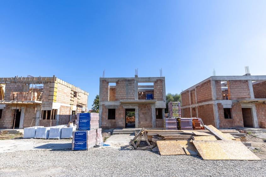 Case Stupini, 5 camere, 2026, priveliște spre Tâmpa, P+E, 470 mp teren - 28