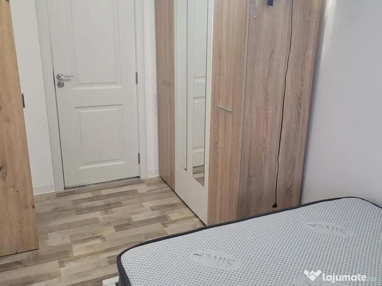 Inchiriez apartament 2 camere central - 4