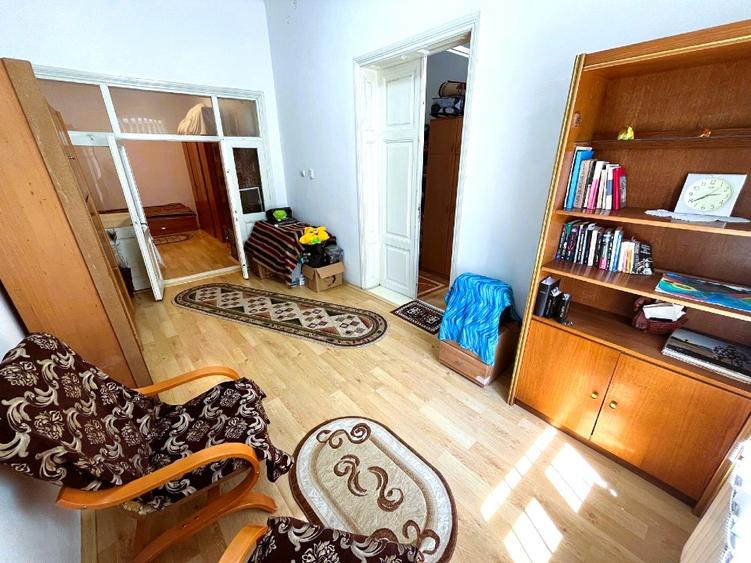 Casa de vanzare (zona CASA CASATORIILOR ) - 6