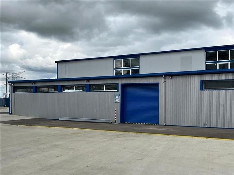 Spatiu Industrial de 1.718 mp in Parcul Industrial Brazi - 2