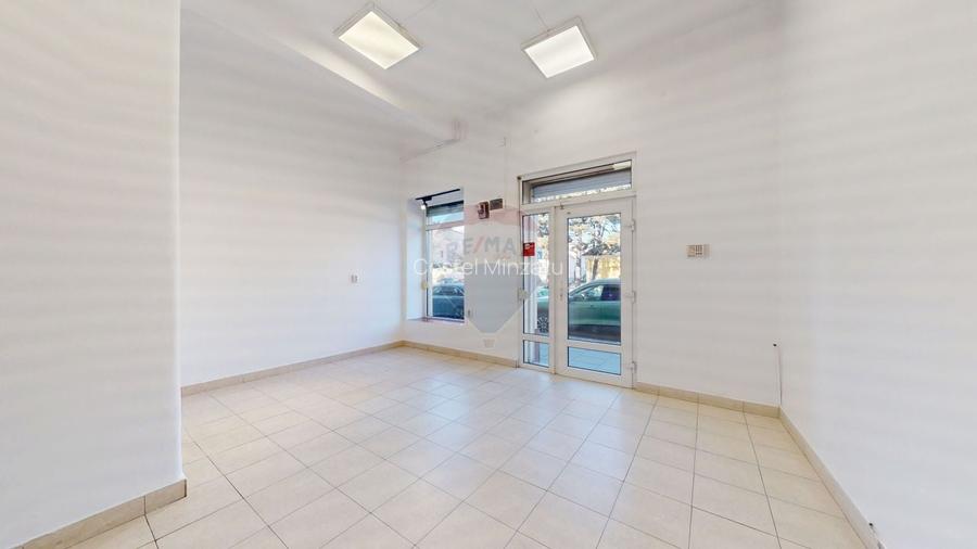 De inchiriat | Spatiu comercial ultracentral - Str. Iuliu Maniu nr. 42