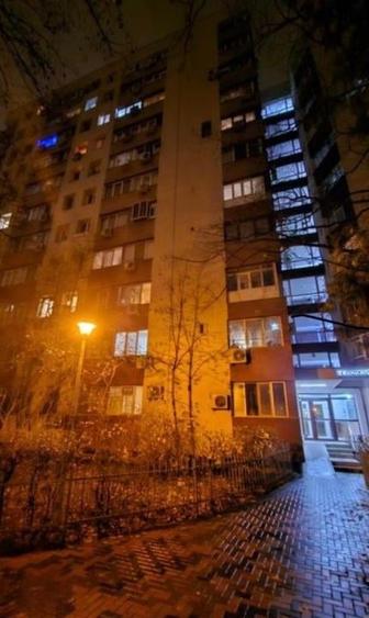 61500 euro-Titan -langa parc Ior- garsoniera bloc mixt - 4