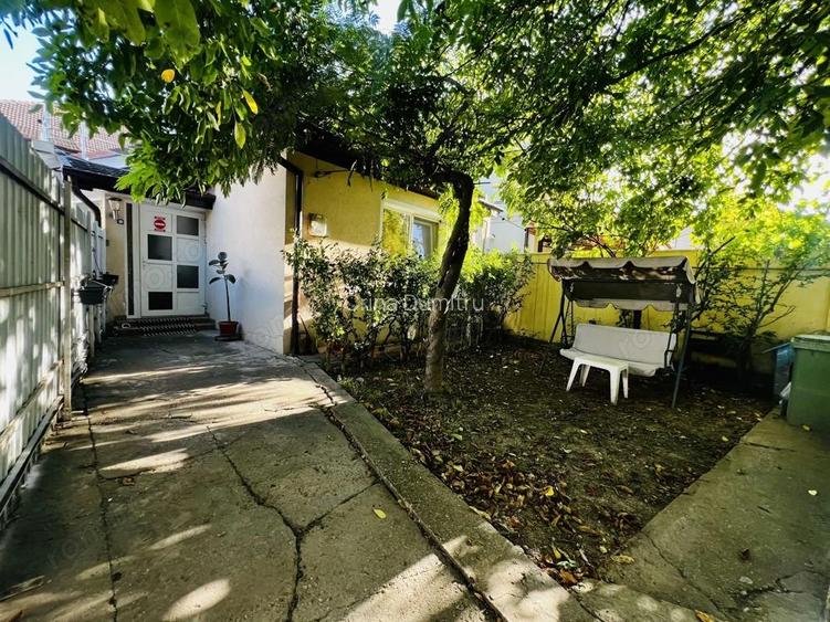 Casa cu 2 camere si curte - zona Mehala