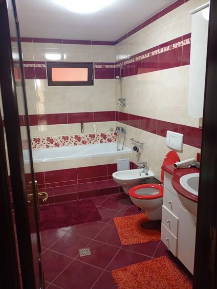 Casa de inchiriat - 4