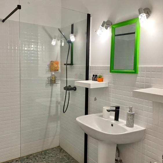 Duplex cu 5 camere cu Canalizare în Bran