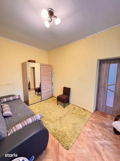 Casă cu 4 camere cu Teren 480 Mp în Central