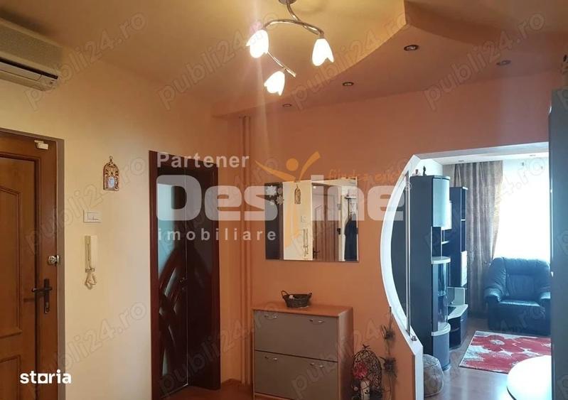 Apartament cu 3 camere decomandat în Central