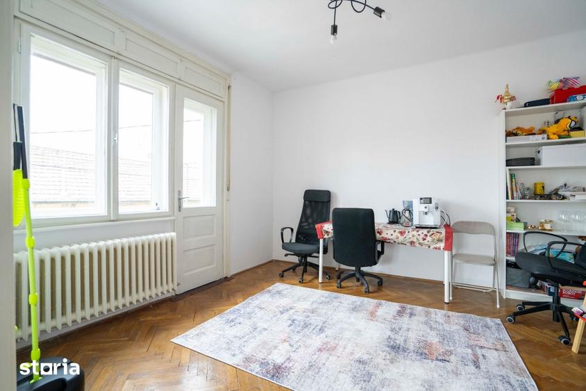 Apartament cu 4 camere în Ultracentral