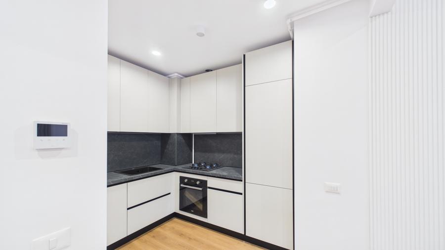Apartament cu 2 camere semidecomandat în Grivița