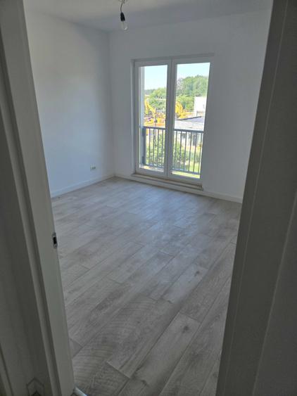 Apartament cu 2 camere semidecomandat în Mogoșoaia