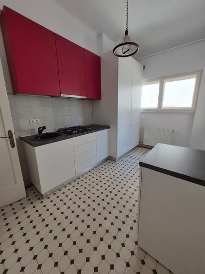 Duplex cu 9 camere cu Teren 100 Mp în Dorobanți