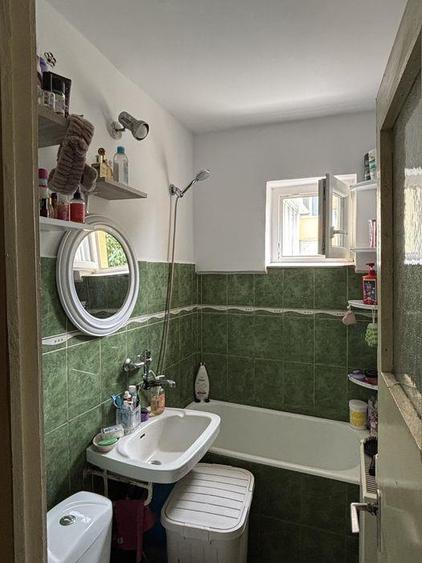 Apartament cu 2 camere semidecomandat, mobilat în Calea București