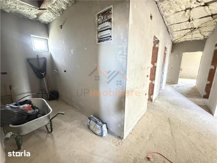 Casă cu 4 camere cu Teren 800 Mp în Oșorhei