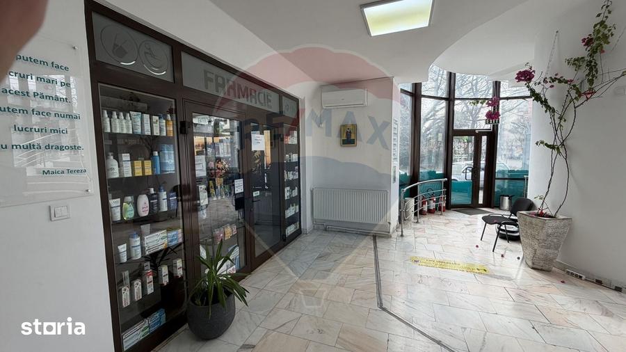 Spațiu comercial, de 60 mp, în Piața Centrală