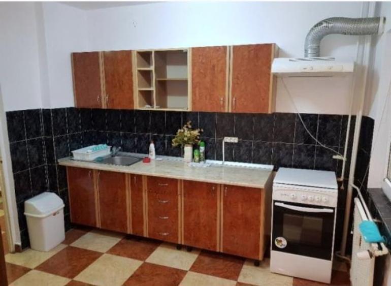 Nerva Traian - Timpuri Noi - Mircea Voda, metrou 5 minute, apartament 2 camere - 2