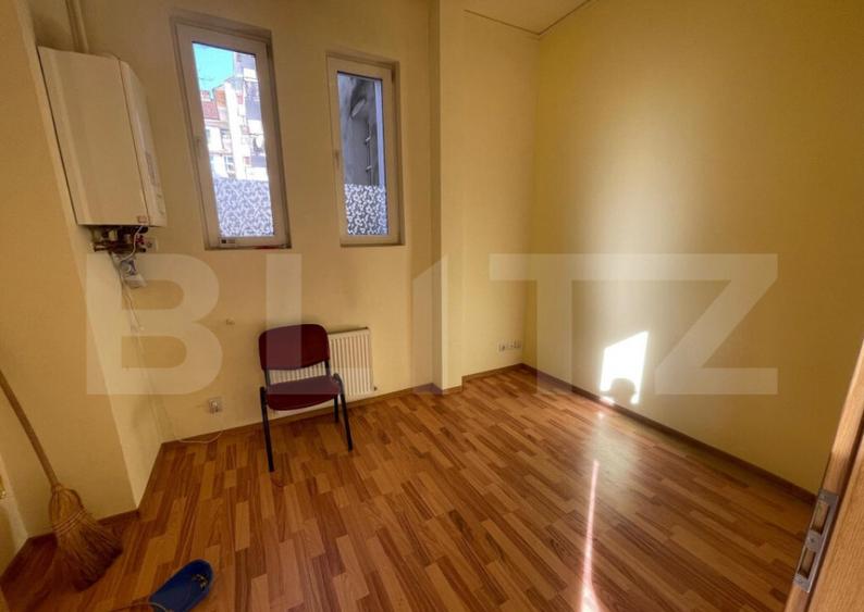 Spatiu de birou, 60 mp, parcare, tavan inalt, zona Horea - 8