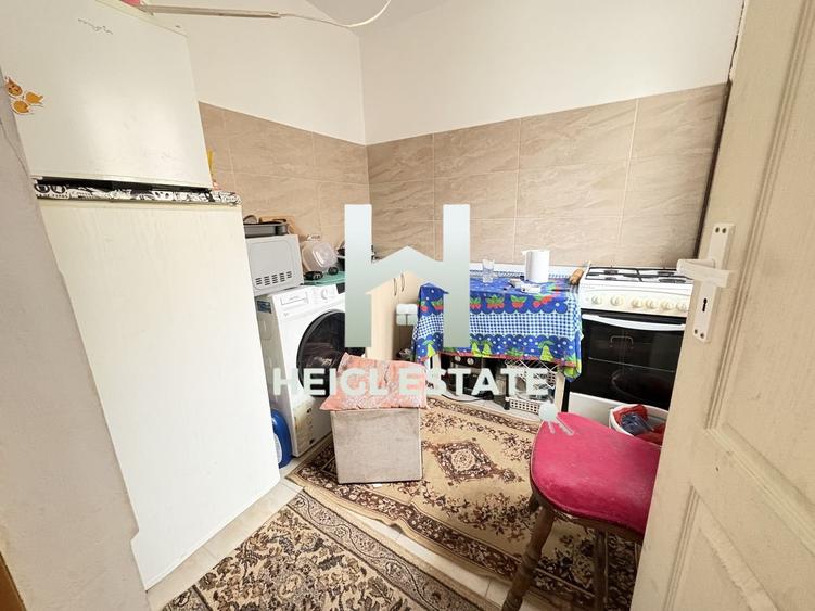 Apartament cu o camera in Complexul Studentesc la etajul 1 - 2