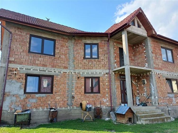 2 Case de vanzare langa liceu in Talmaciu - 12