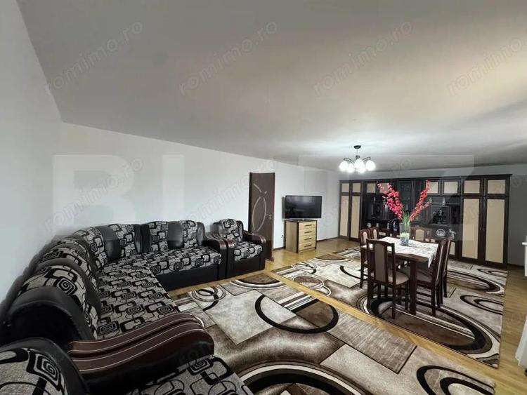 Casa cu 6 camere in Cristur, 287mp - 14