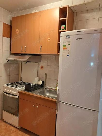 garsoniera titan policlinica-modern-metrou 7 minute - 2