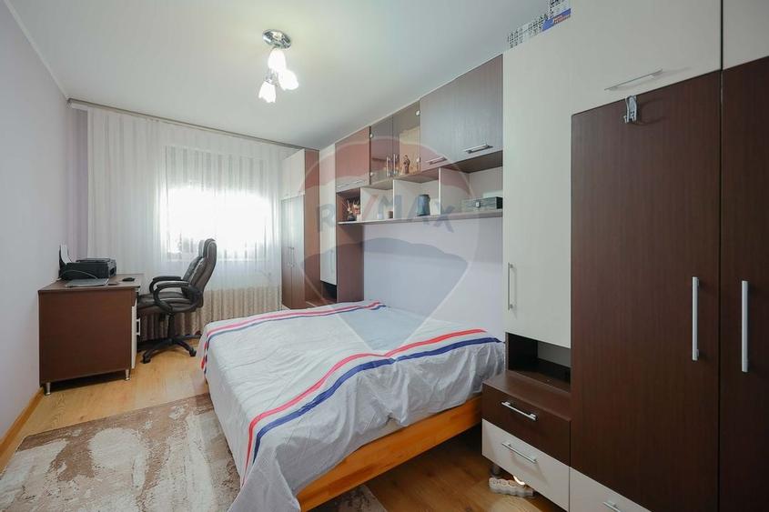 De vanzare Apartament cu 4 camere, langa Podul Centenarului - 31