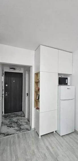 Garsonieră de închiriat | Metrou 1 Decembrie - 9