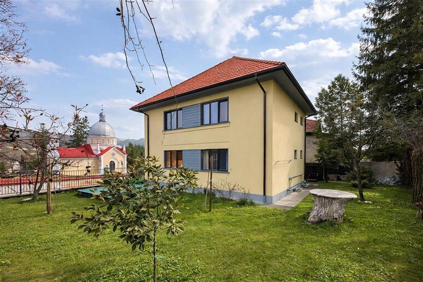 Apartament 2 Camere in Centrul Istoric cu Garaj si Curte - 1