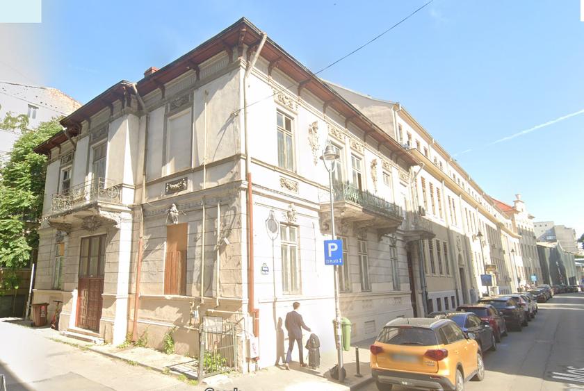 Ultracentral- vila interbelica, 17 camere