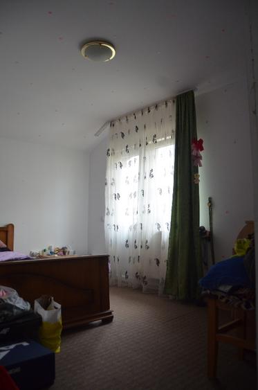 Casa de locuit 5 camere ,mobilata si utilata-Busteni - 10