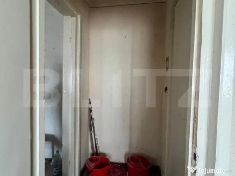 Apartament cu 3 camere, 48,91 mp, de renovat, zona Micro 3 - 9