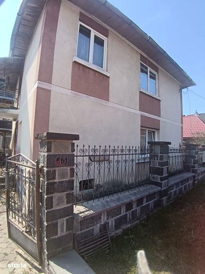 Baia Sprie, 2 case in aceeasi curte - 2