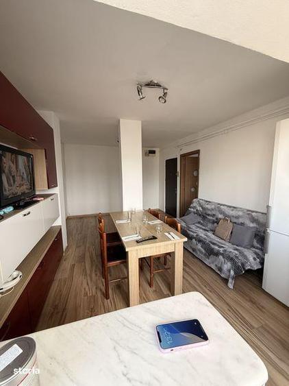 Vand/ inchiriez apartament 1 Mai (Pelendava) - 3