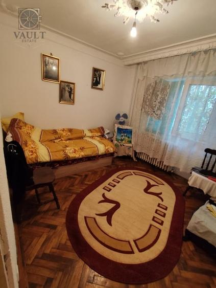 APARTAMENT 2 CAMERE-RAHOVA-MISCA PETRE-SEMIDECOMANDAT-ETAJ 1/8 - 2