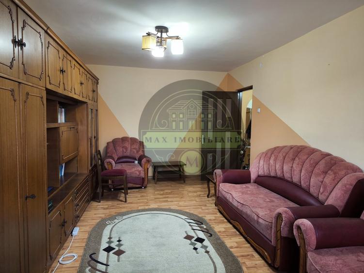 Apartament cu 4 camere decomandat în 9 Mai