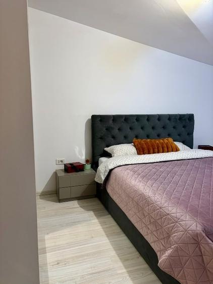 PROPRIETAR vand apartament 2 camere decomandat, M2  Dimitrie Leonida, str. Oituz - 1