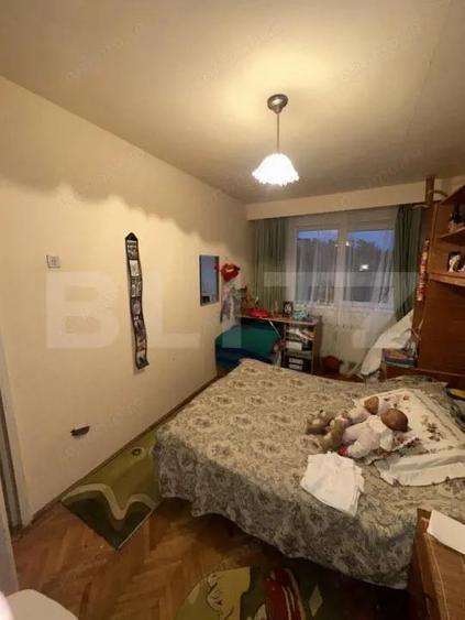 Apartament cu 4 camere, semidecomandat, Deva, zona lini?tita - 6
